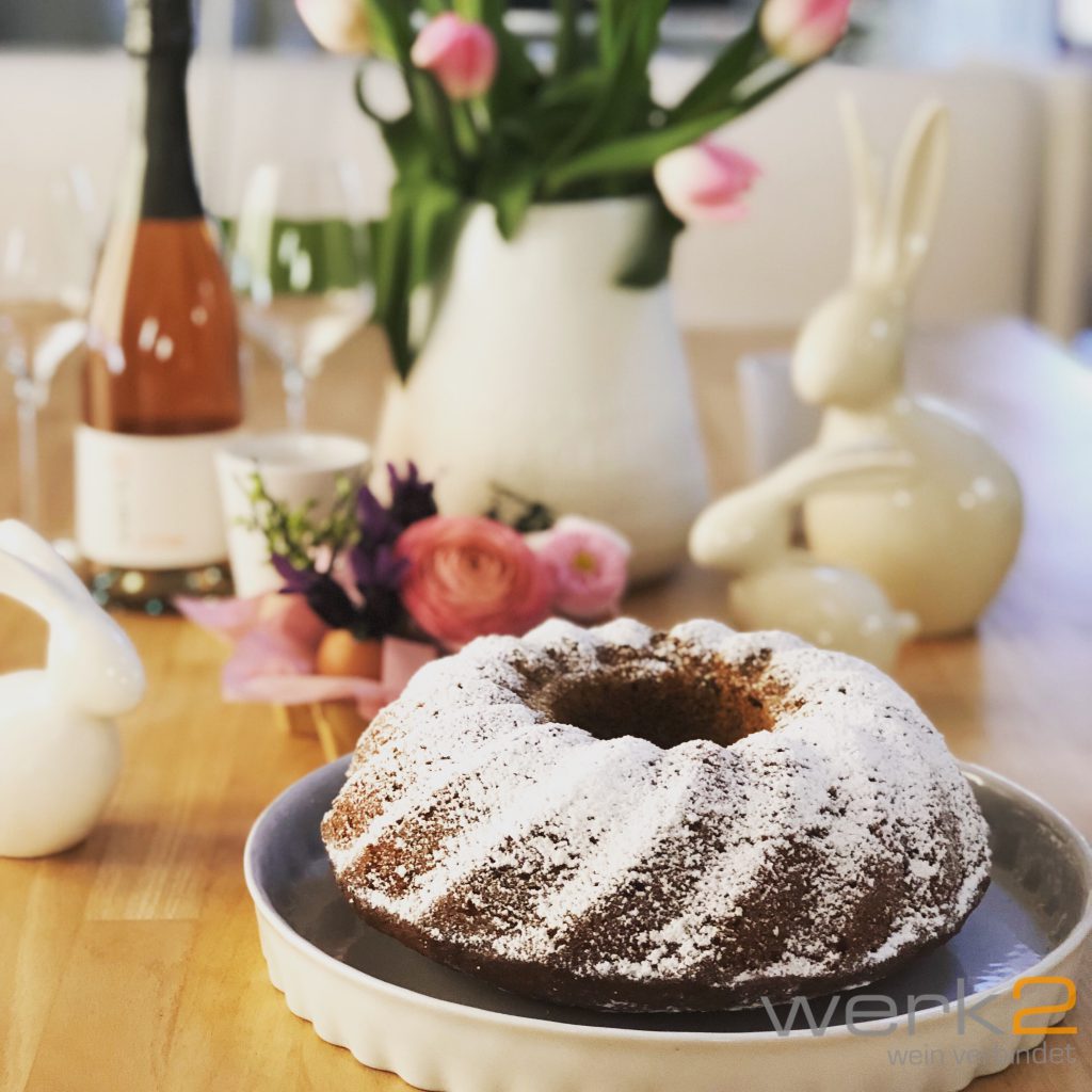 Tischdekoration aus Eierschalen für Ostern