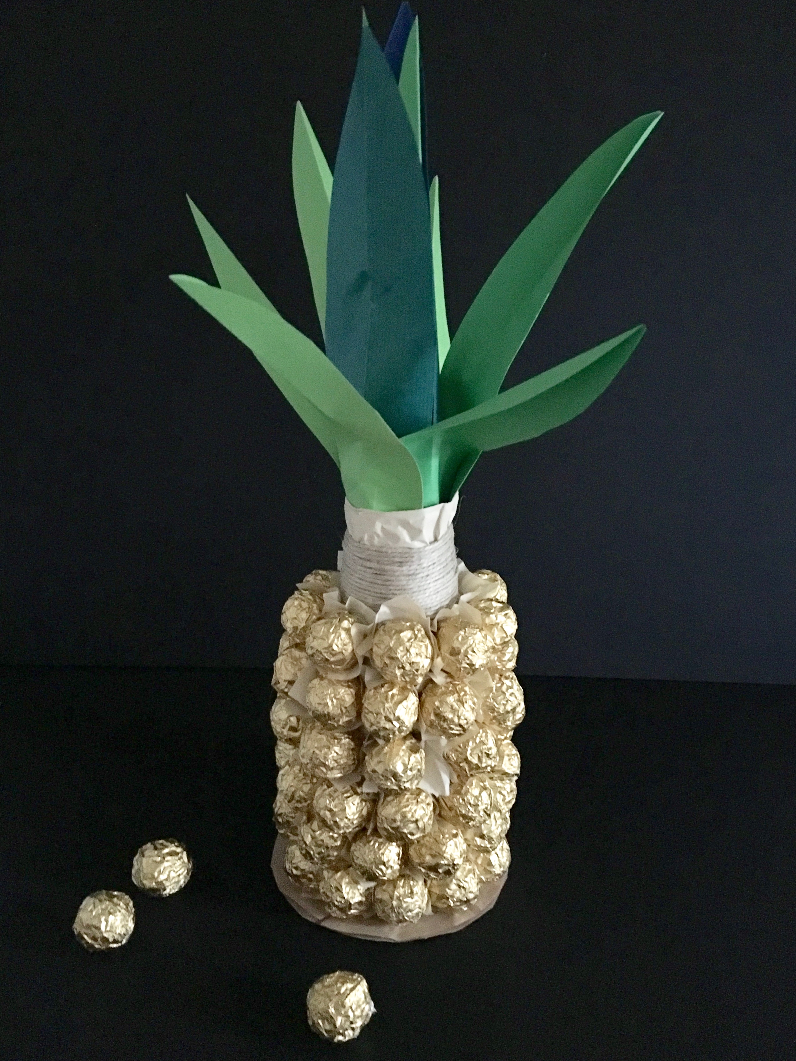 Ananas Geschenk